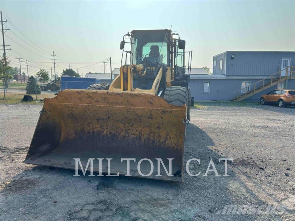 Komatsu WA380 Wheel loaders