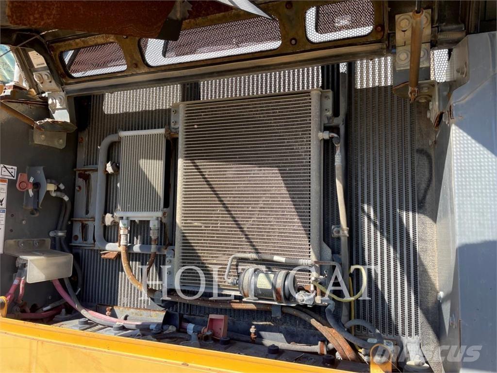 Liebherr R924LC Crawler excavators