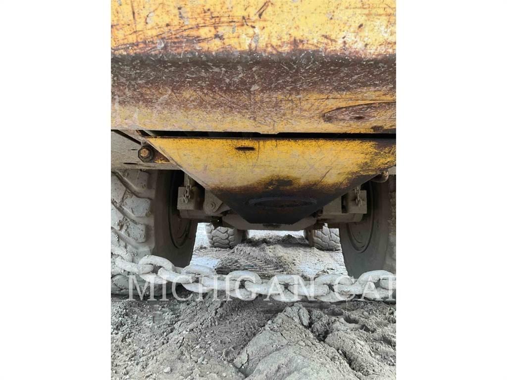 Moxy MT30 Articulated Haulers