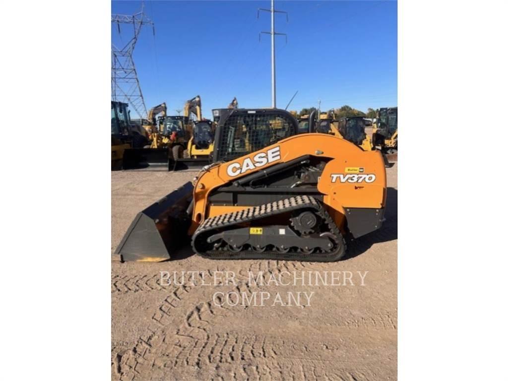 New Holland TV370 Crawler FEL's