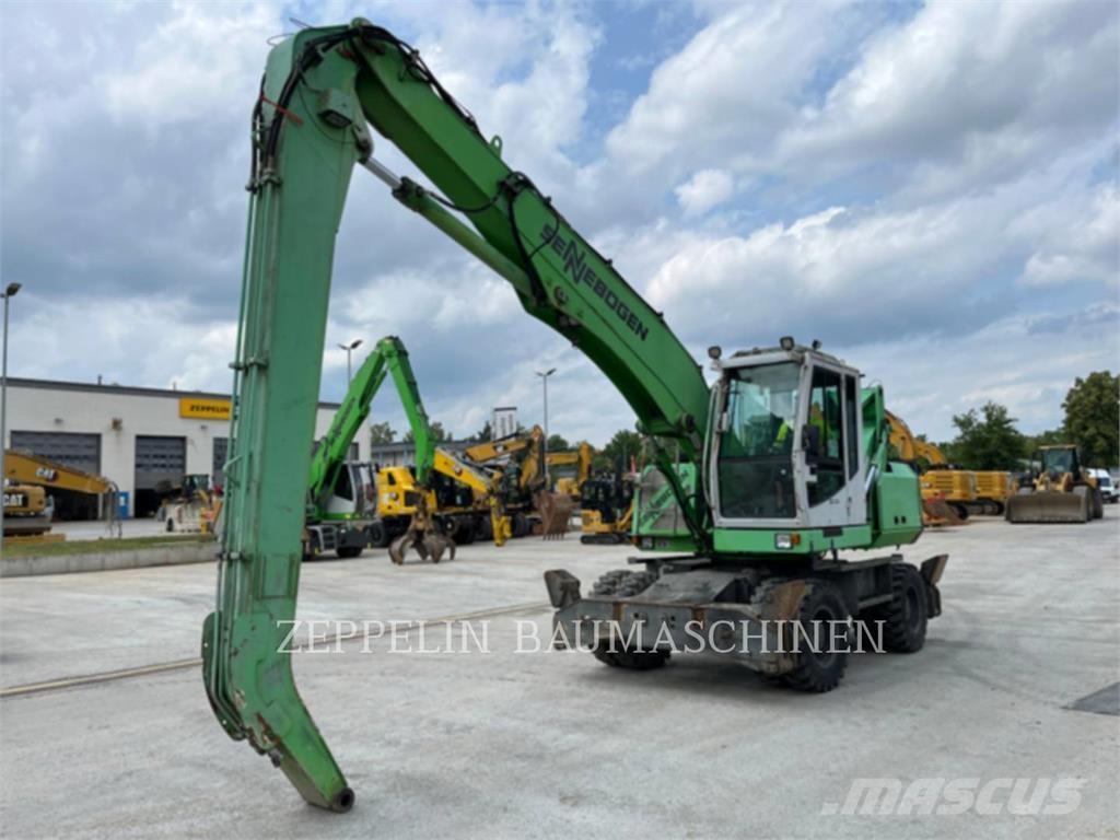 Sennebogen 821M Demolition excavators