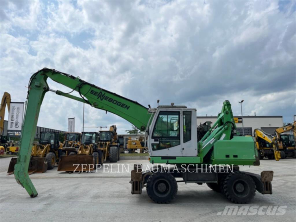 Sennebogen 821M Demolition excavators