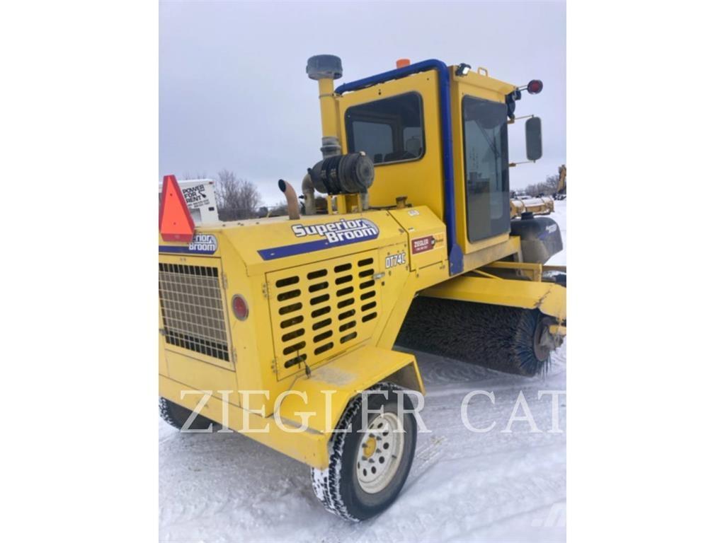 Superior DT74C Sweepers