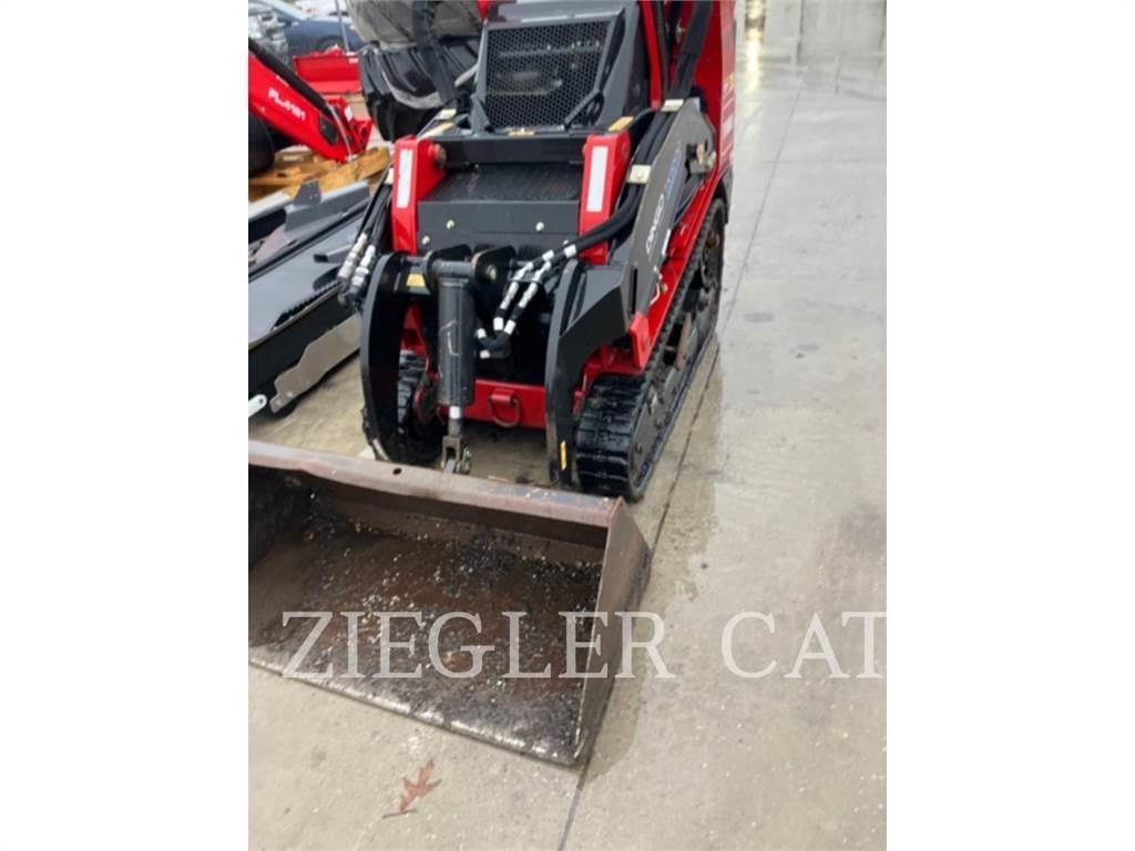 Toro TX1000 Skid steer loaders