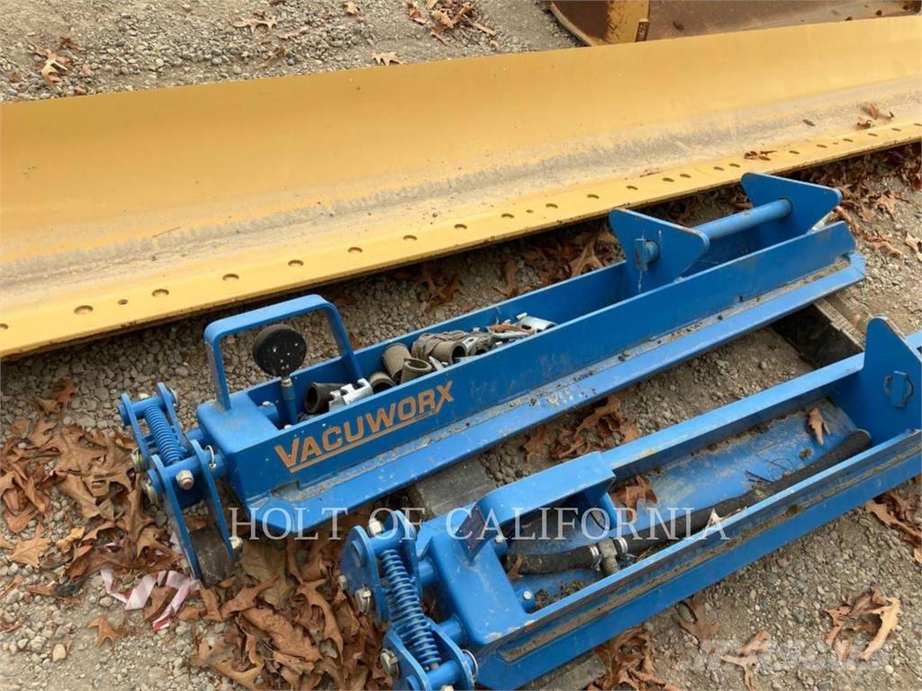  VACUWORX PIPELIFTINGVAC Pipelayer dozers