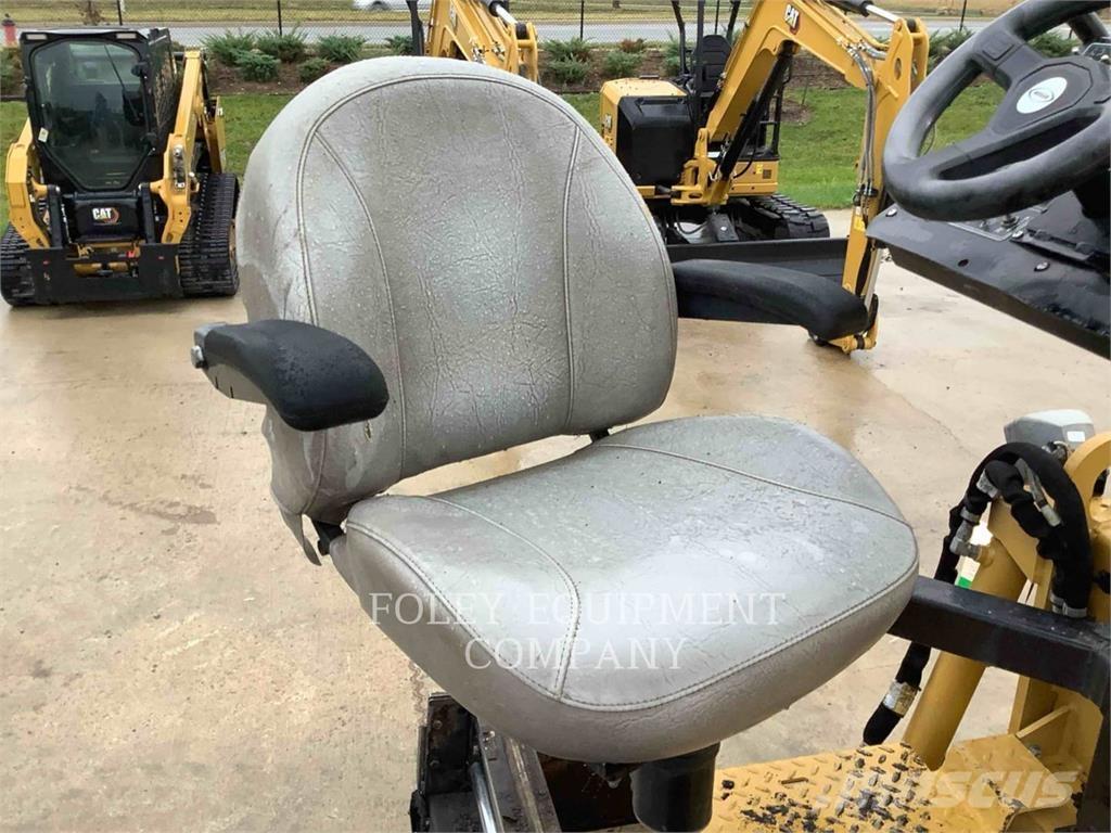 Weiler P385B Asphalt pavers