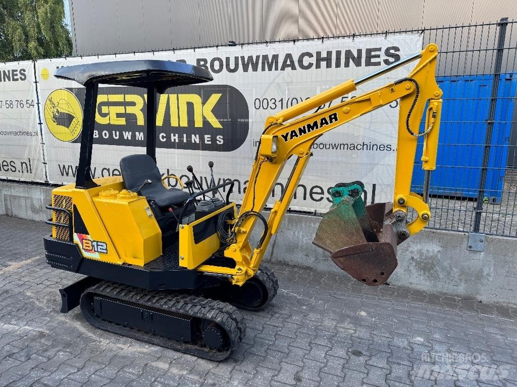 Yanmar B12 Mini excavators < 7t