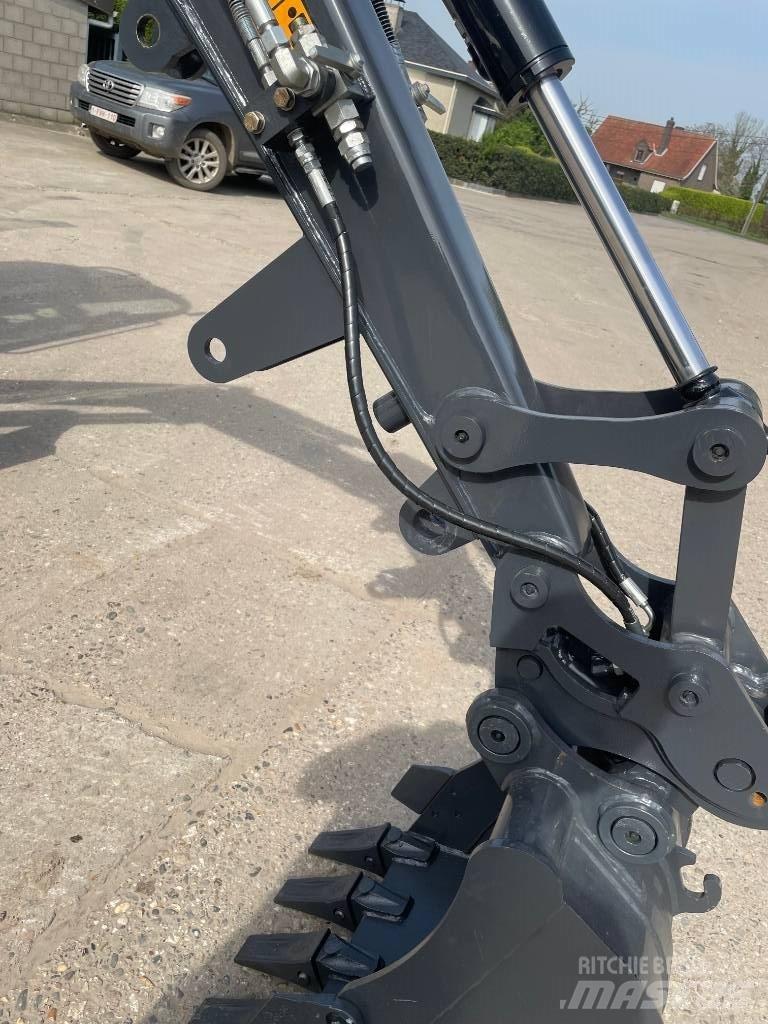 Shantui sd 25 u Mini excavators < 7t