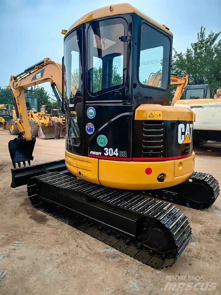 CAT 304 Mini excavators < 7t