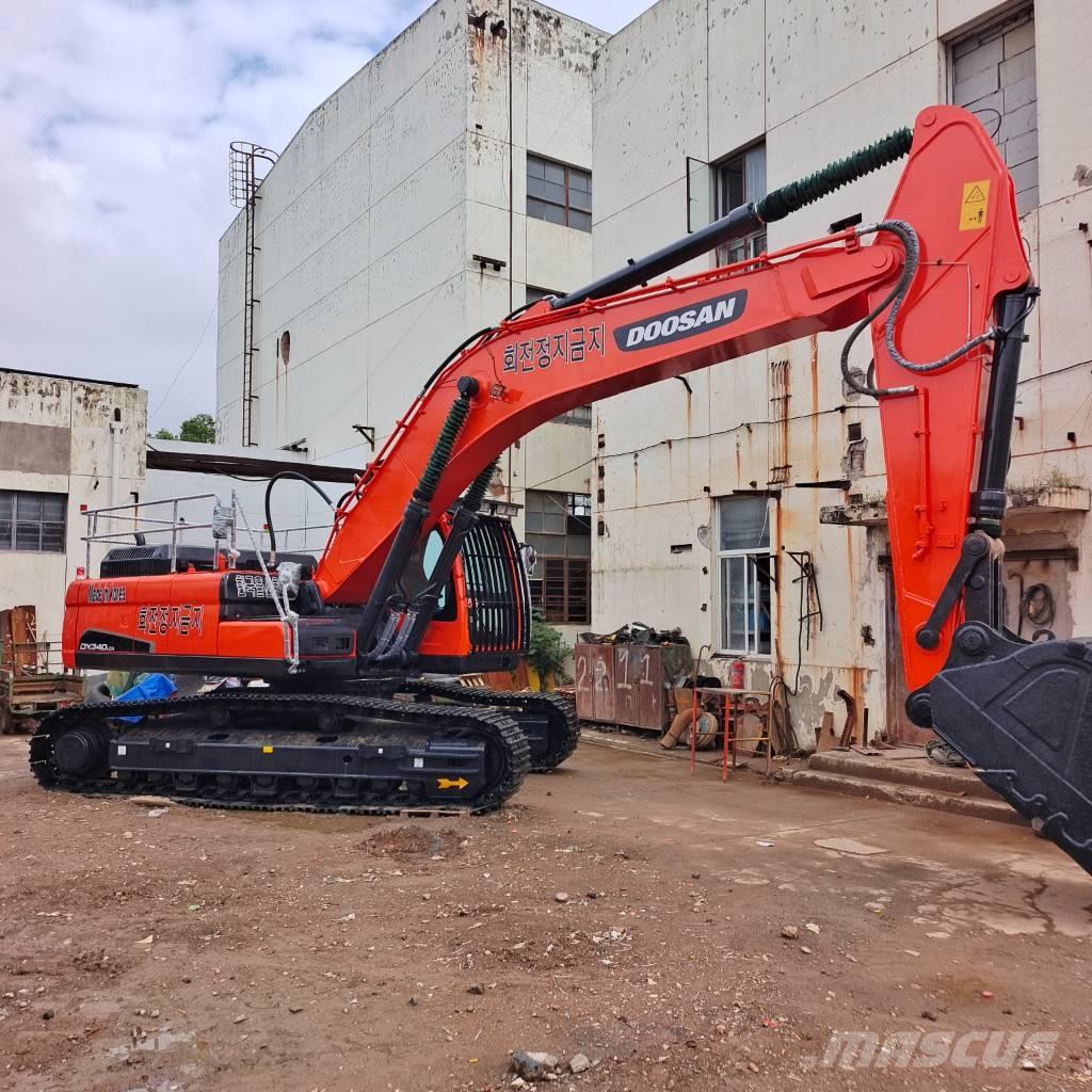 Doosan DX340LC Crawler excavators