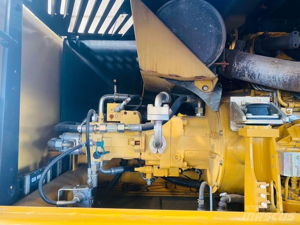 CAT M 318 D Wheeled excavators