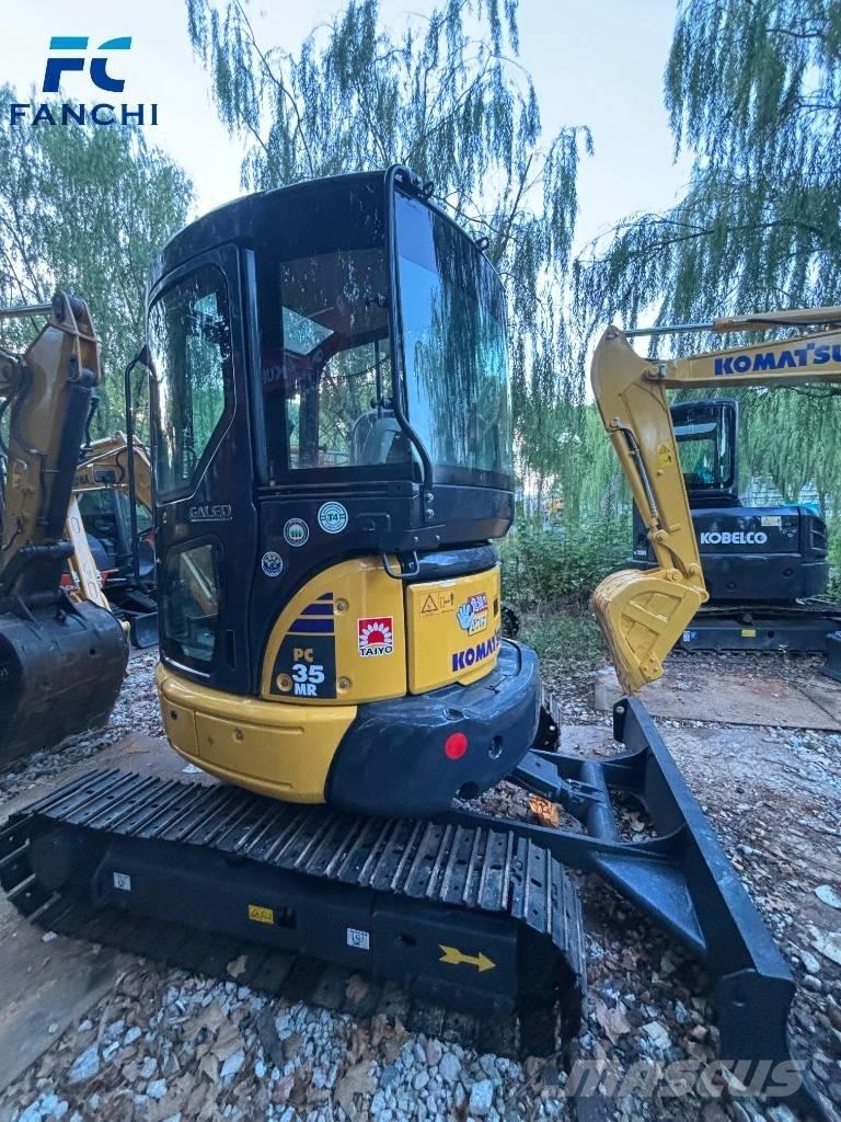Komatsu PC 35 Mini excavators < 7t