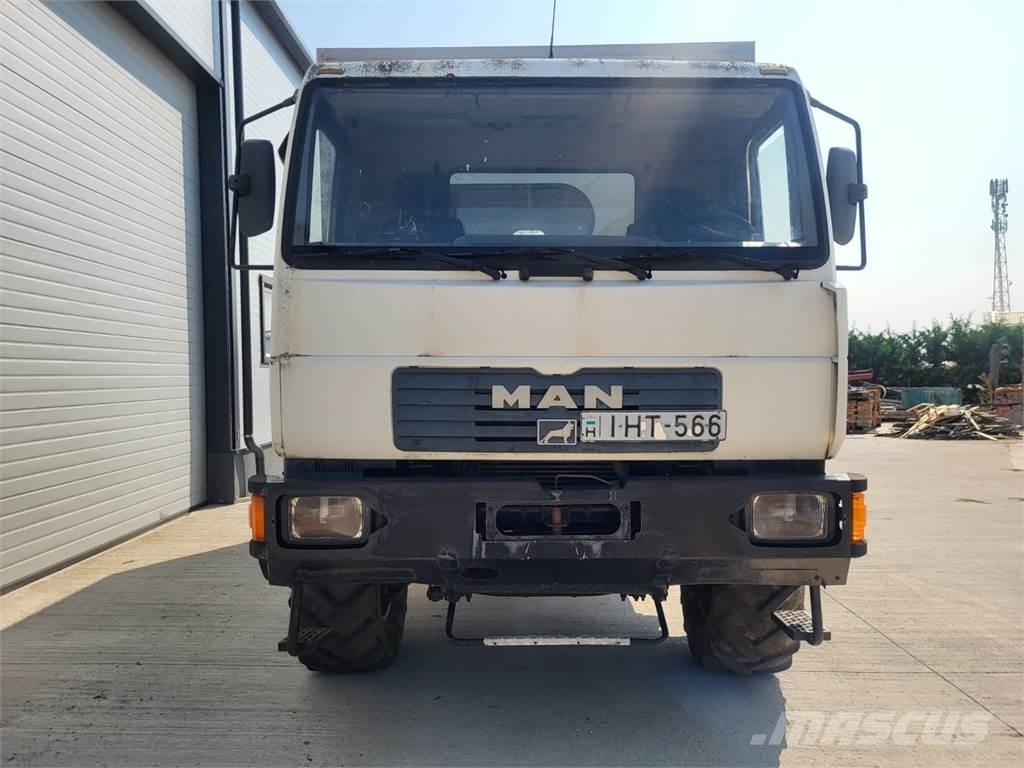 MAN 10.185LAEC 4X4 Van Body Trucks