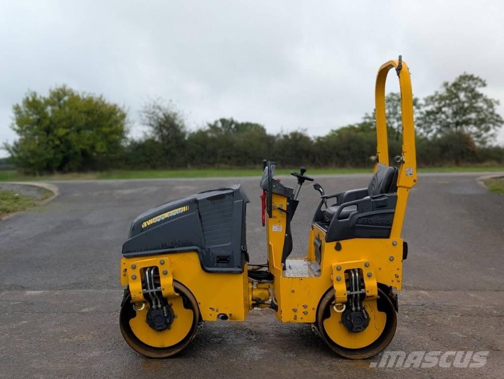 Bomag BW 100 AD M-5 Twin drum rollers