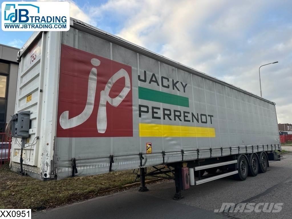 Fruehauf Tautliner Curtainsider semi-trailers