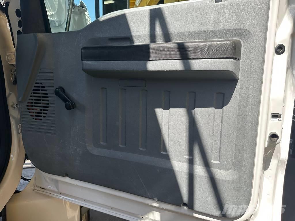 Ford F 750 SD Other farming machines