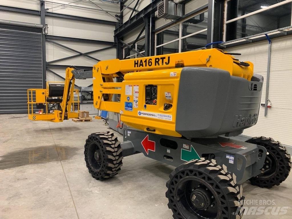 Haulotte HA16RTJ Hoists, winches and material elevators
