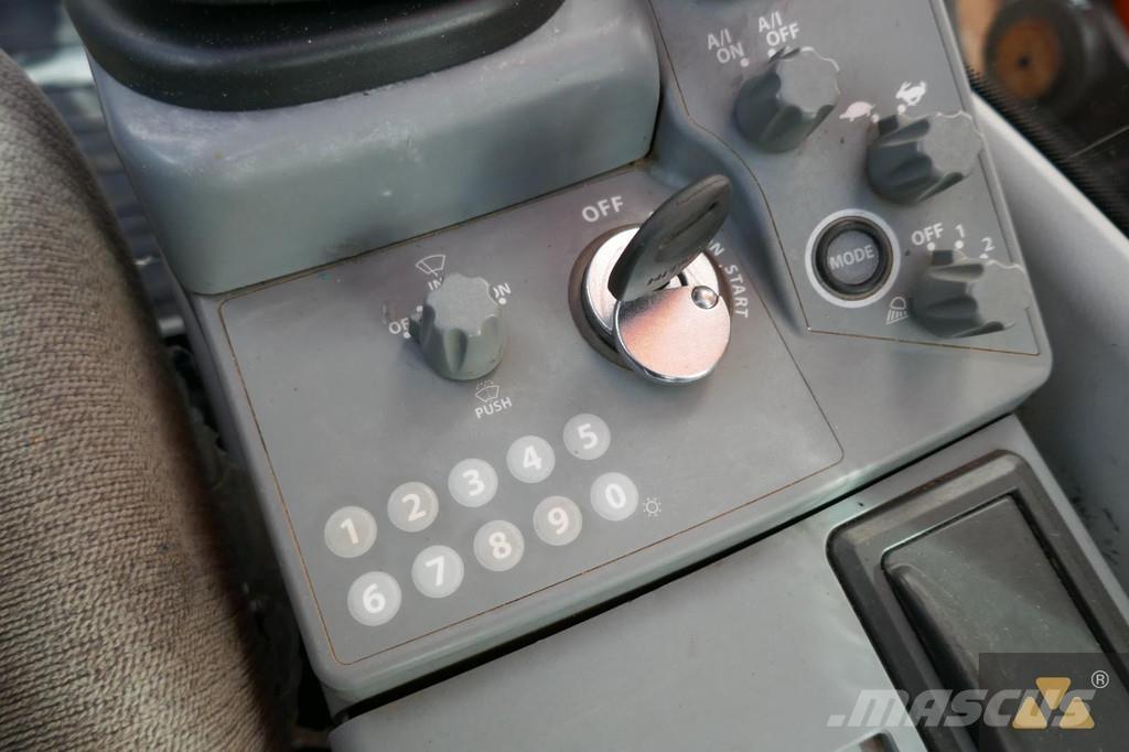 Hitachi ZX300LC-6 Crawler excavators