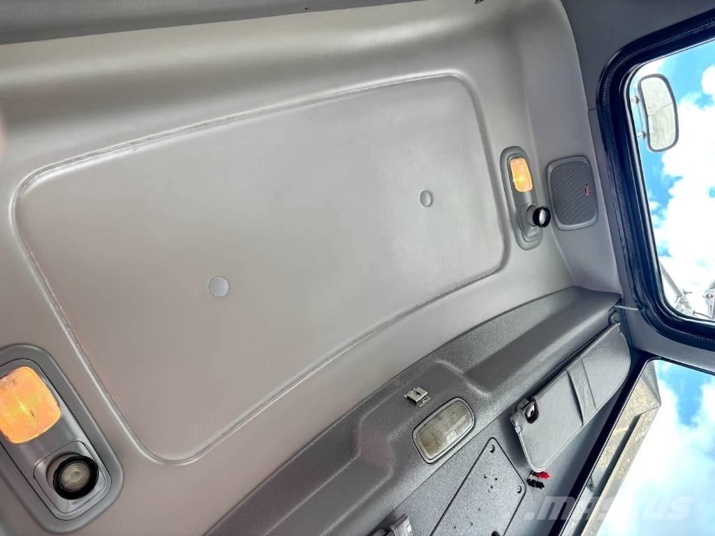 Peterbilt 388 Truck Tractor Units