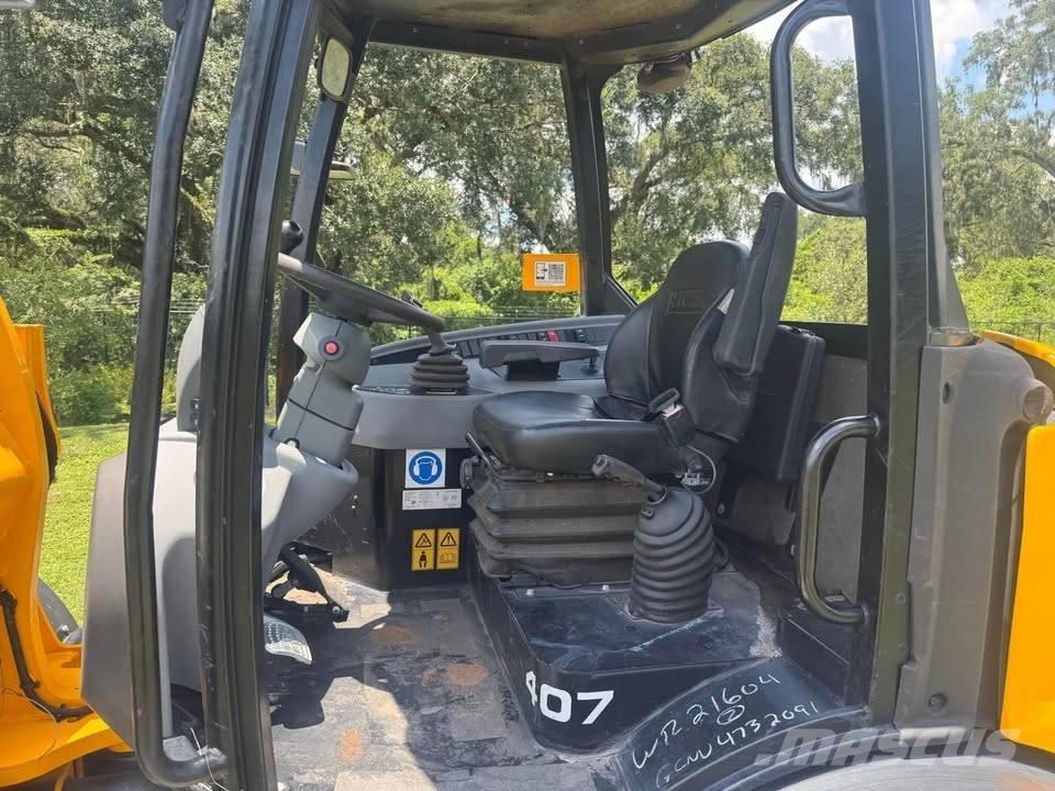 JCB 407 Wheel loaders