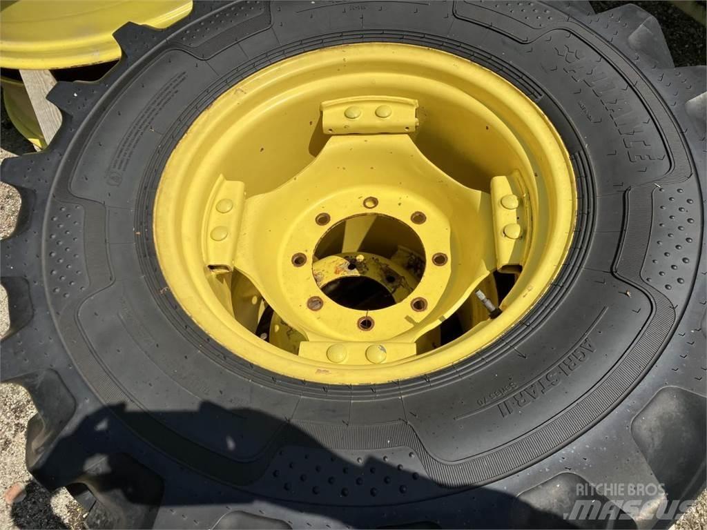Alliance 420/70-24 Tyres, wheels and rims