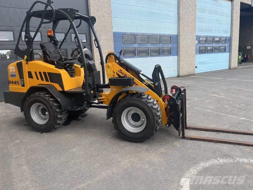 Schäffer 2445S Mini loaders
