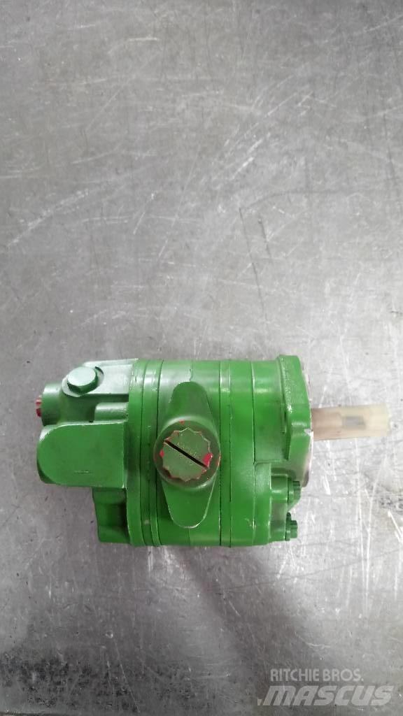 John Deere Αντλία Hydraulics