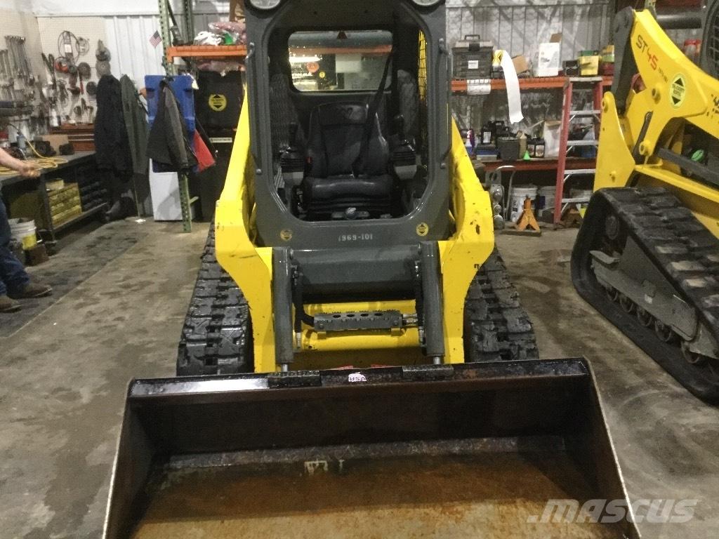 Wacker Neuson ST 31 Crawler FEL's