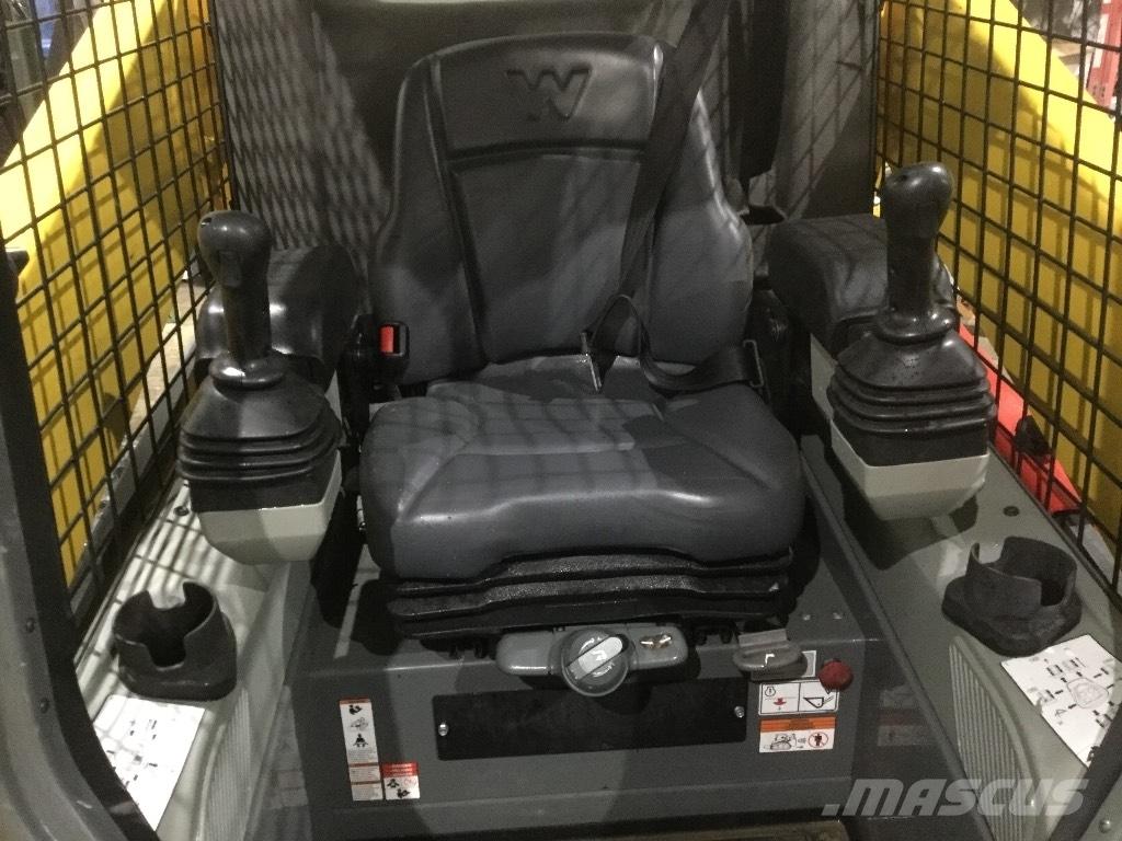 Wacker Neuson ST 31 Crawler FEL's