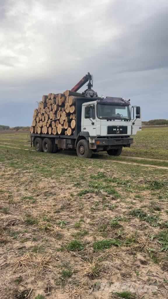 MAN F 2000 Timber trucks