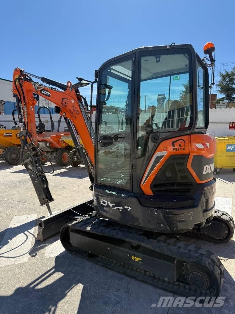 Doosan DX 27 Z Mini excavators < 7t