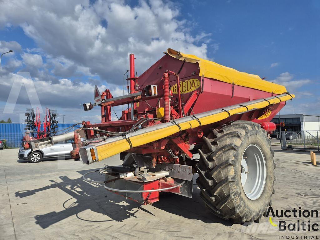 Bredal K 105 Mineral spreaders