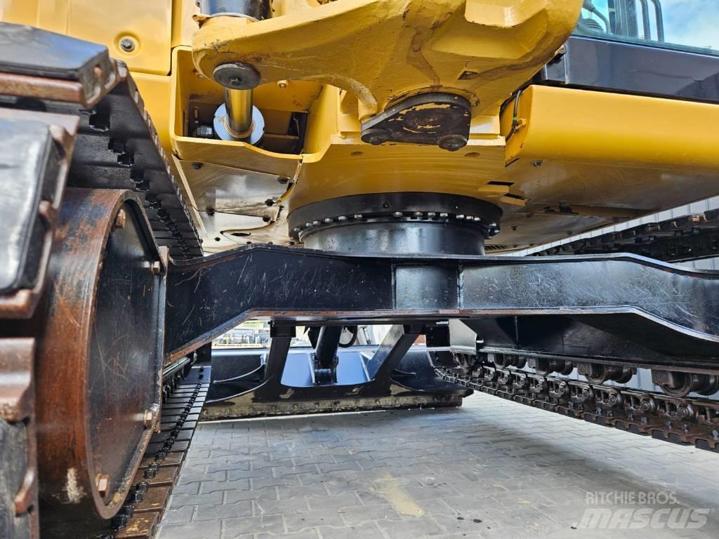 CAT 308 E 2 CR Midi excavators  7t - 12t