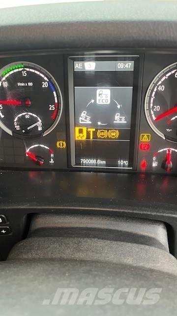 Scania R 580 Truck Tractor Units