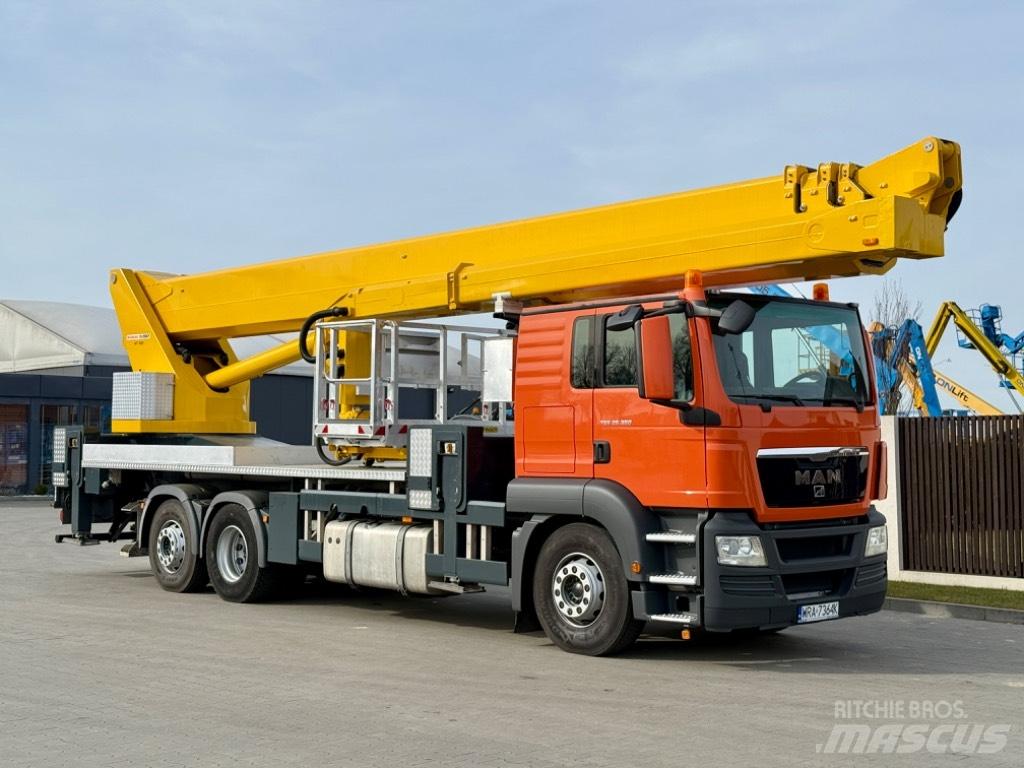 Wumag WT 530 Truck mounted aerial platforms