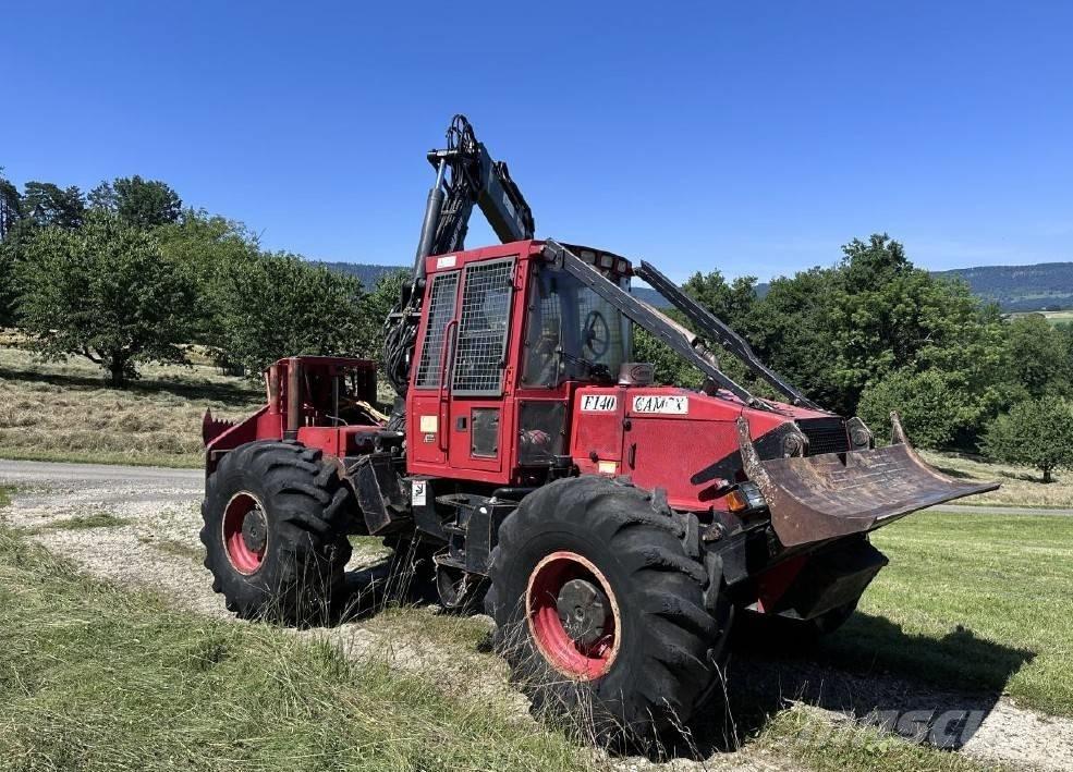 Camox F140 Skidders