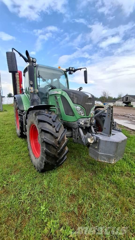 Fendt 516 Vario Tractors