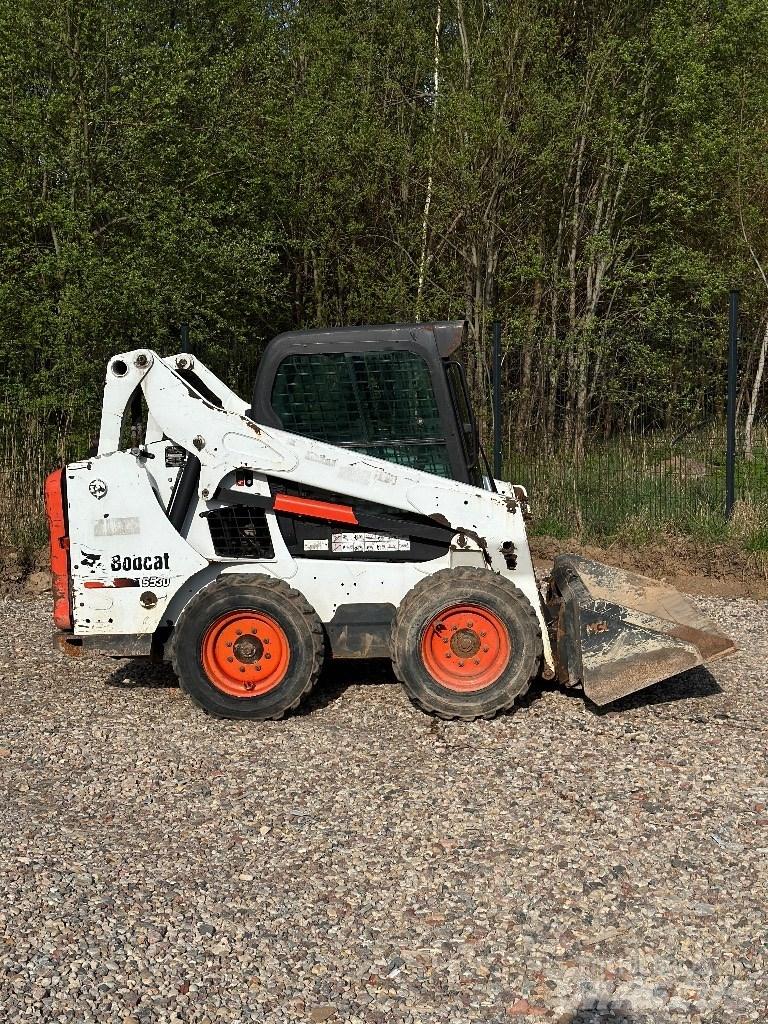 Bobcat S530 Skid steer loaders