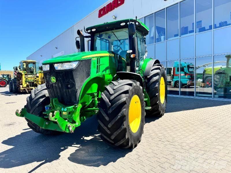 John Deere 7215 Tractors