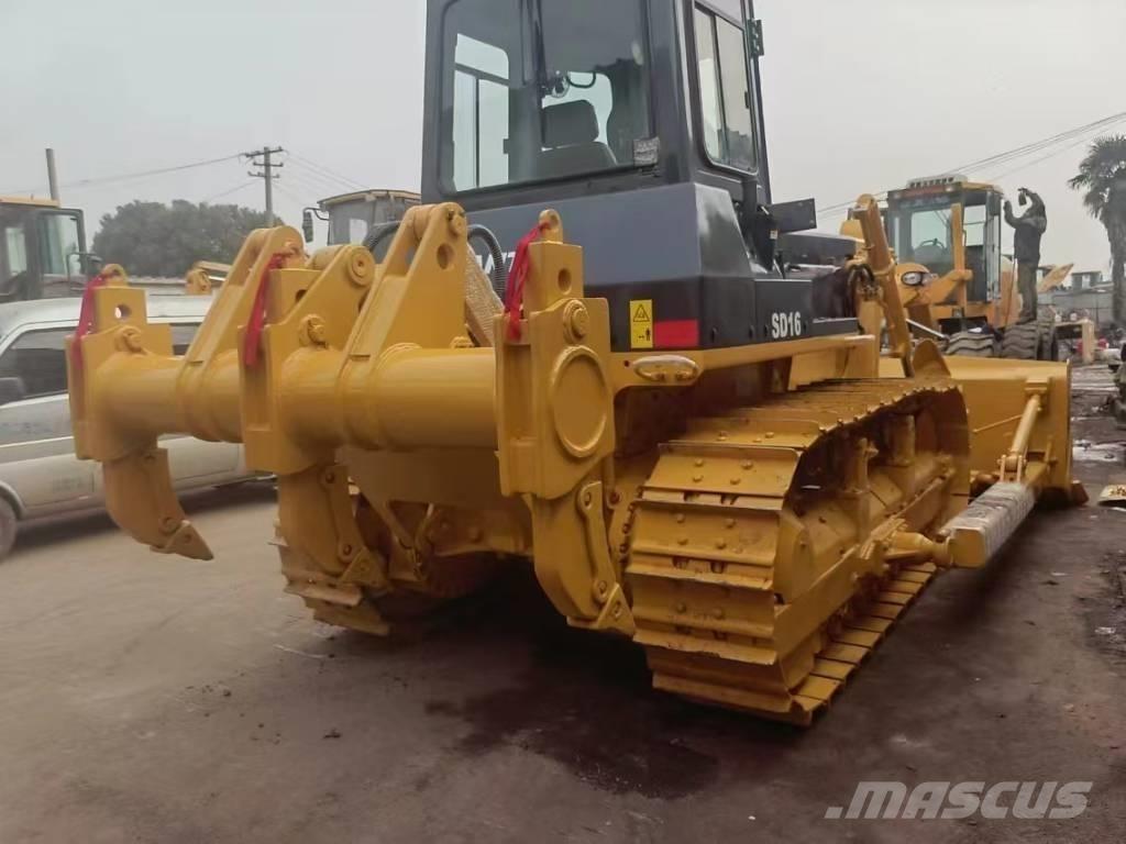 Shantui SD 16 Crawler dozers