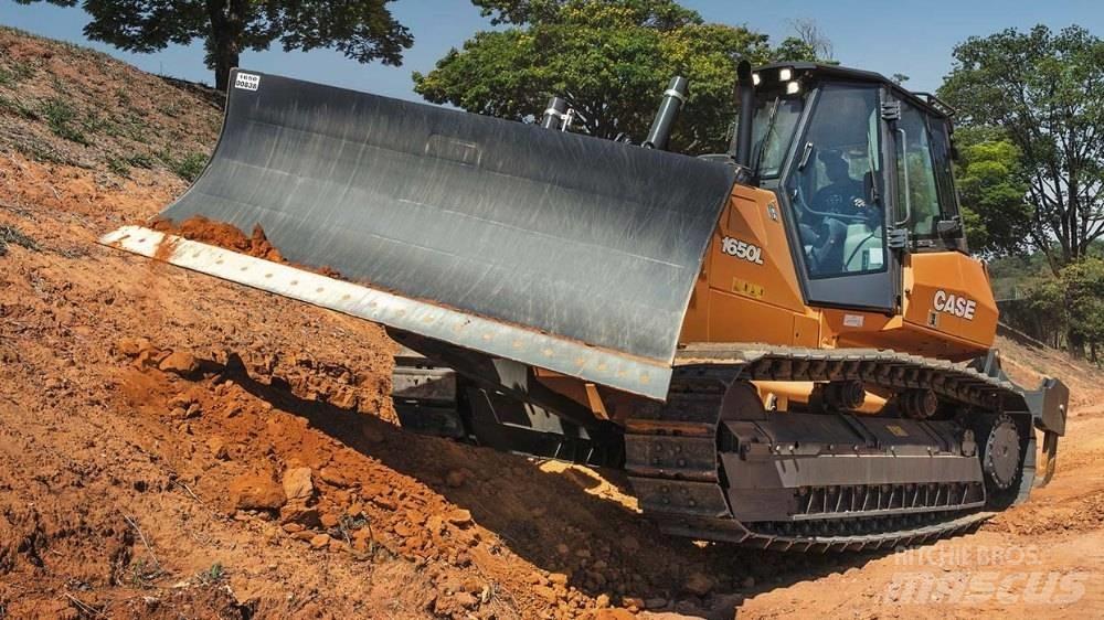 CASE 1650 L Crawler dozers