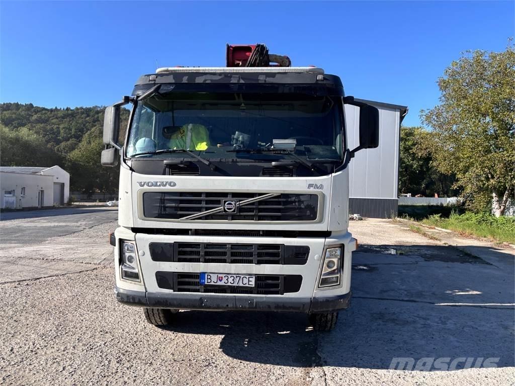Volvo FM 440 8X4 Tipper trucks