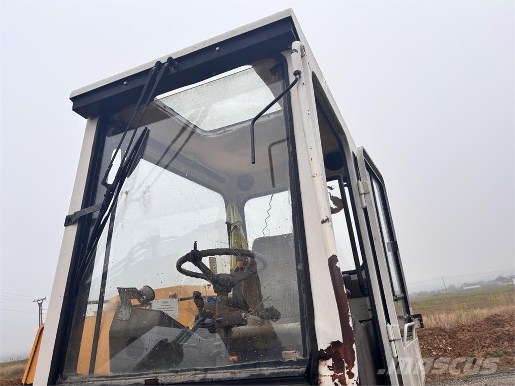 Liebherr A 310 B Other