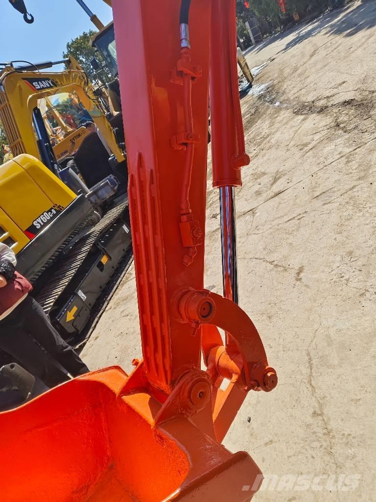 Doosan DH 55 Mini excavators < 7t