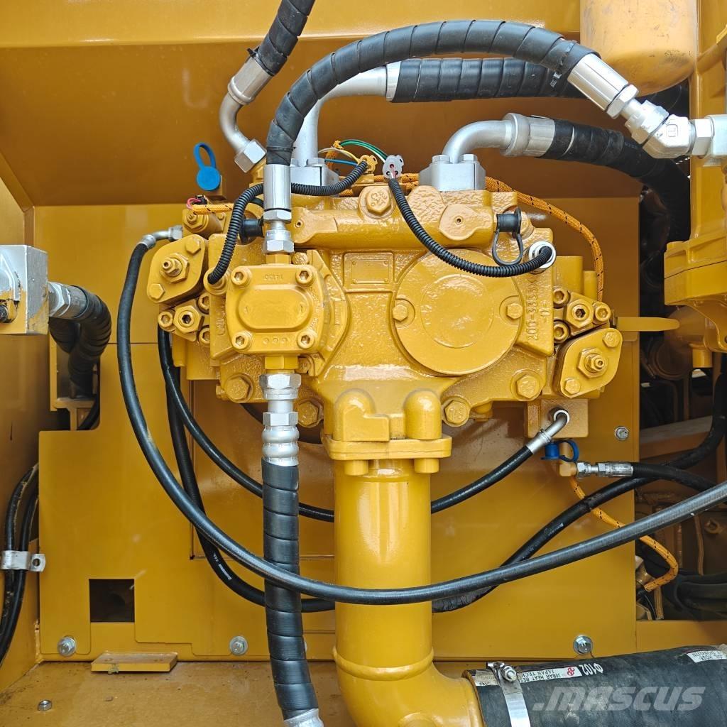 CAT 325 D L Crawler excavators