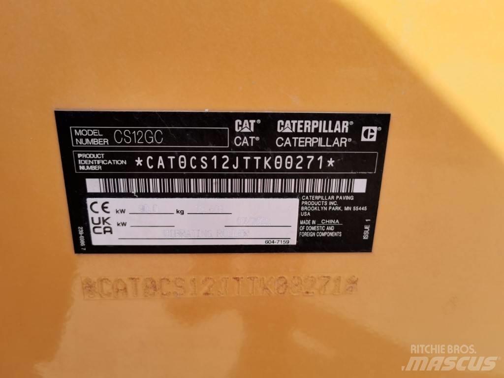 CAT CS 12 GC Single drum rollers