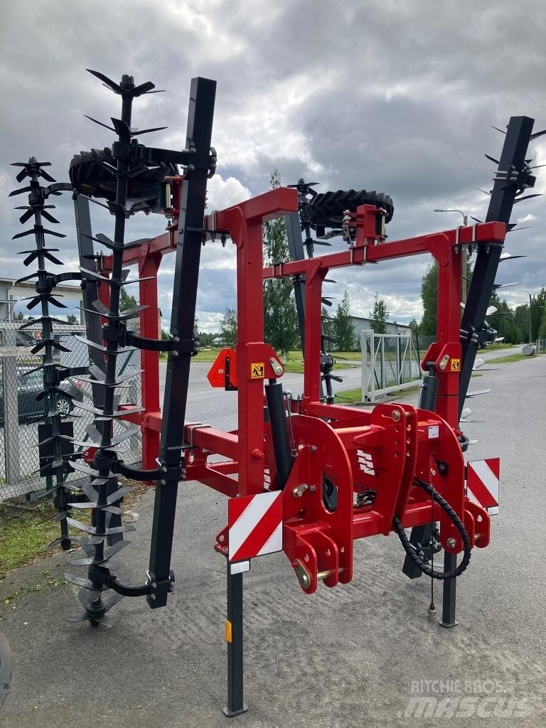 Tume Harrow R640L Harrows
