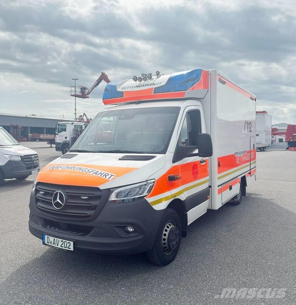 Mercedes-Benz 100 D Emergency vehicles