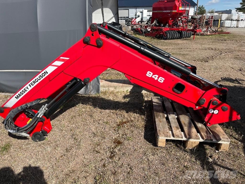Massey Ferguson 945 FEL`s
