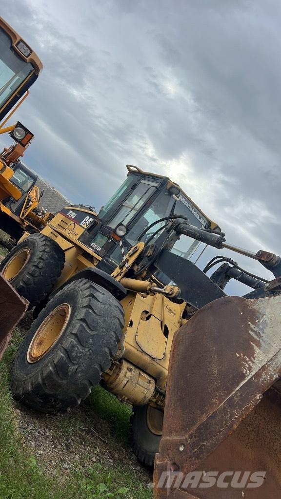 CAT IT 28 G Tracks, chains and undercarriage